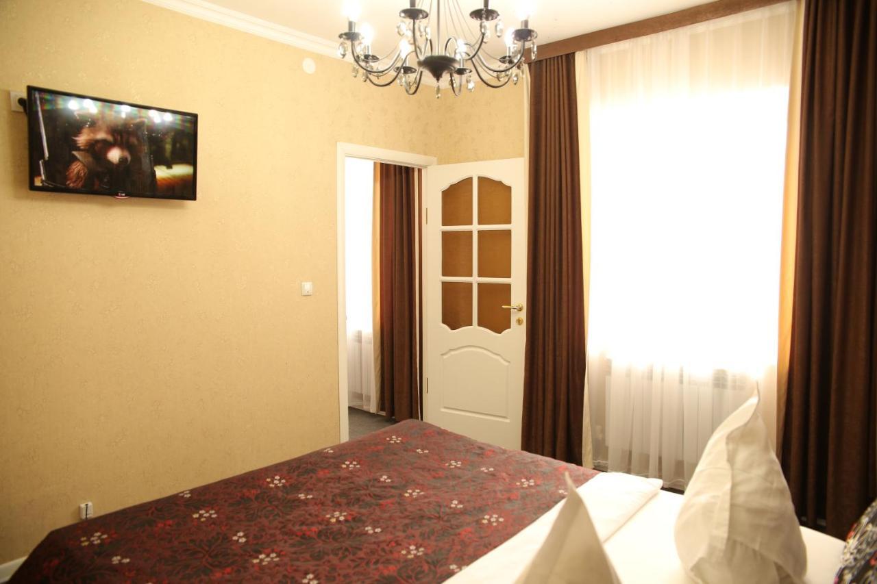 Sweet Home Hotel Атырау Экстерьер фото