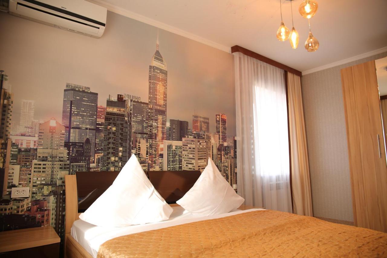 Sweet Home Hotel Атырау Экстерьер фото