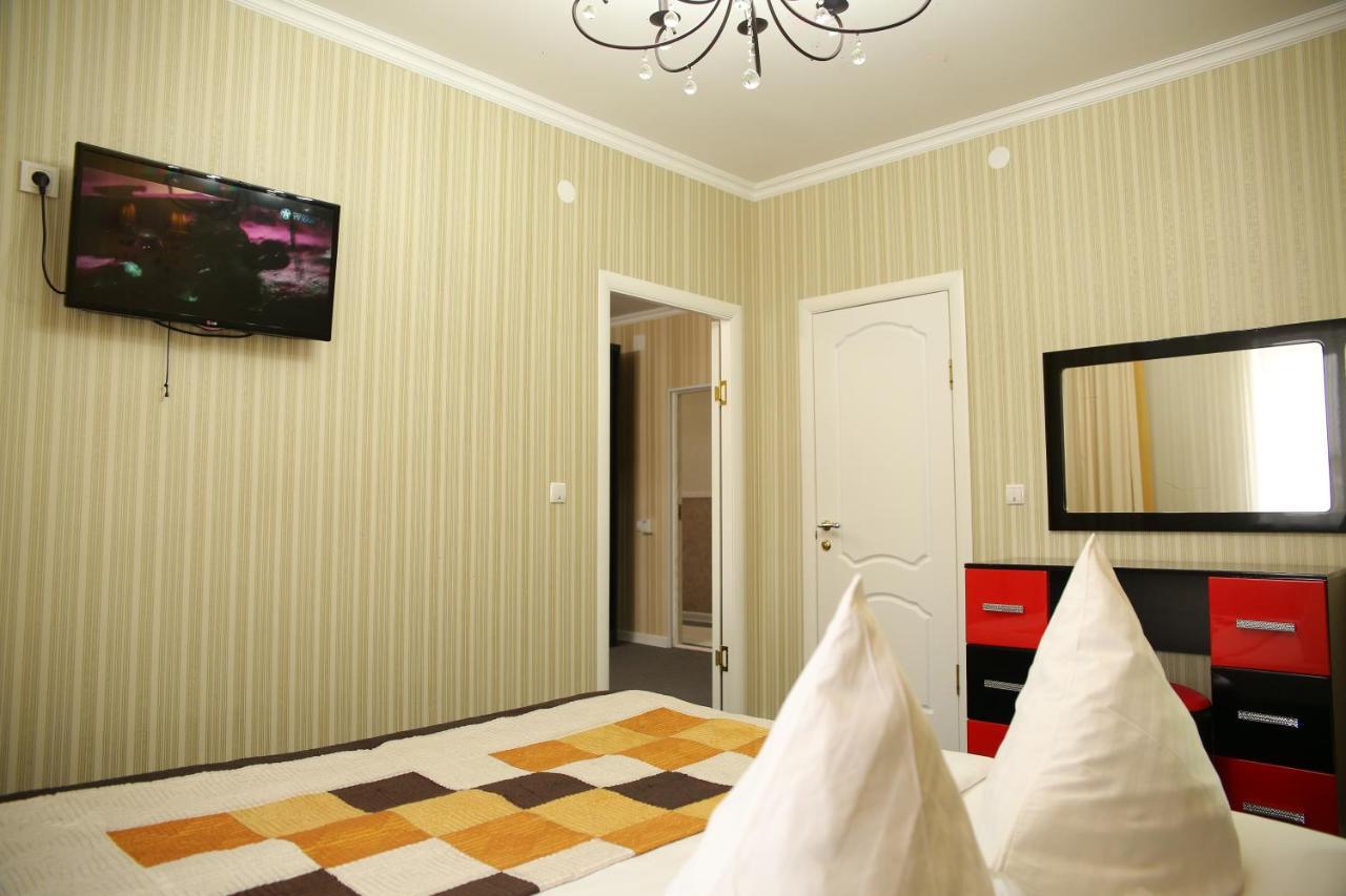 Sweet Home Hotel Атырау Экстерьер фото