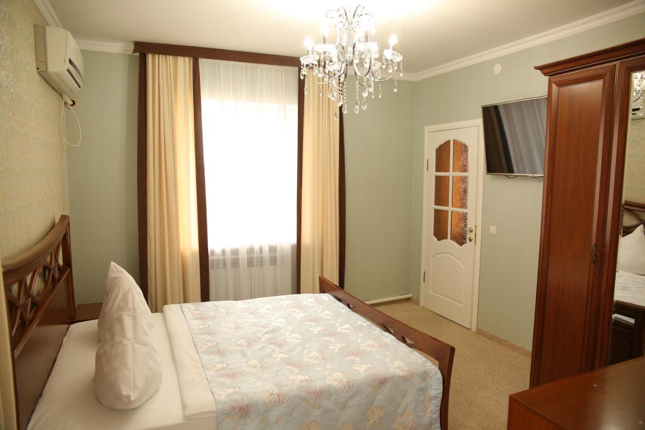 Sweet Home Hotel Атырау Экстерьер фото